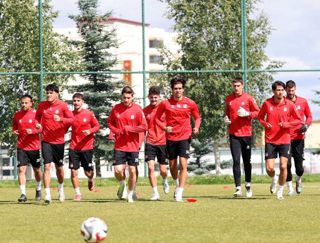 Sivasspor'da Adana Demirspor hazırlıkları başladı!