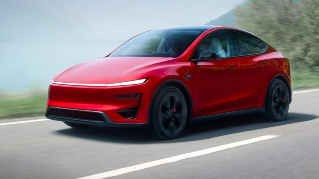 Tesla ve Ford fiyatları düşecek mi? İşte otomobilde ek vergi düzenlemesi
