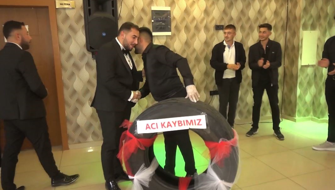 Sivas'ta damada lastik taktılar!
