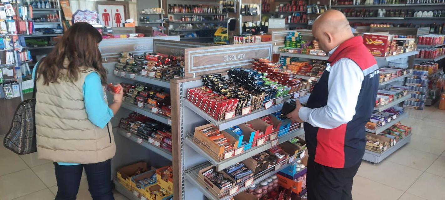 Sivas’ta yol kenarı gıda işletmeleri denetlendi