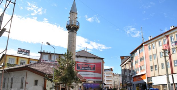 Tarihi Camilerde Restorasyon Başladı
