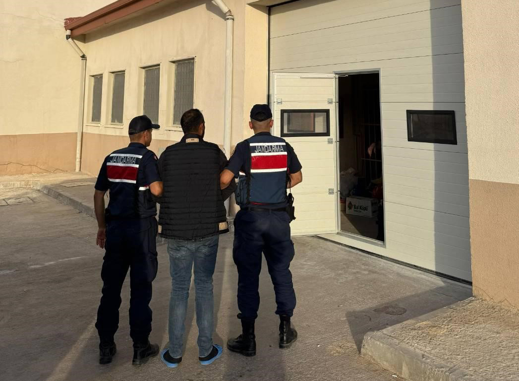 Anne-babasını öldüren cinayet zanlısı tutuklandı
