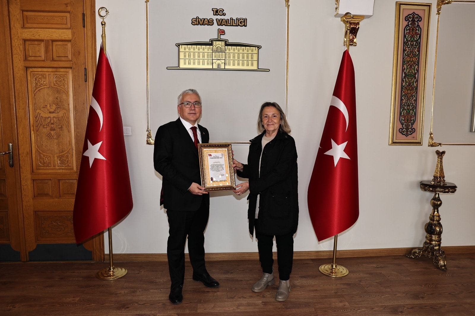 Fedakar öğretmene  teşekkür belgesi
