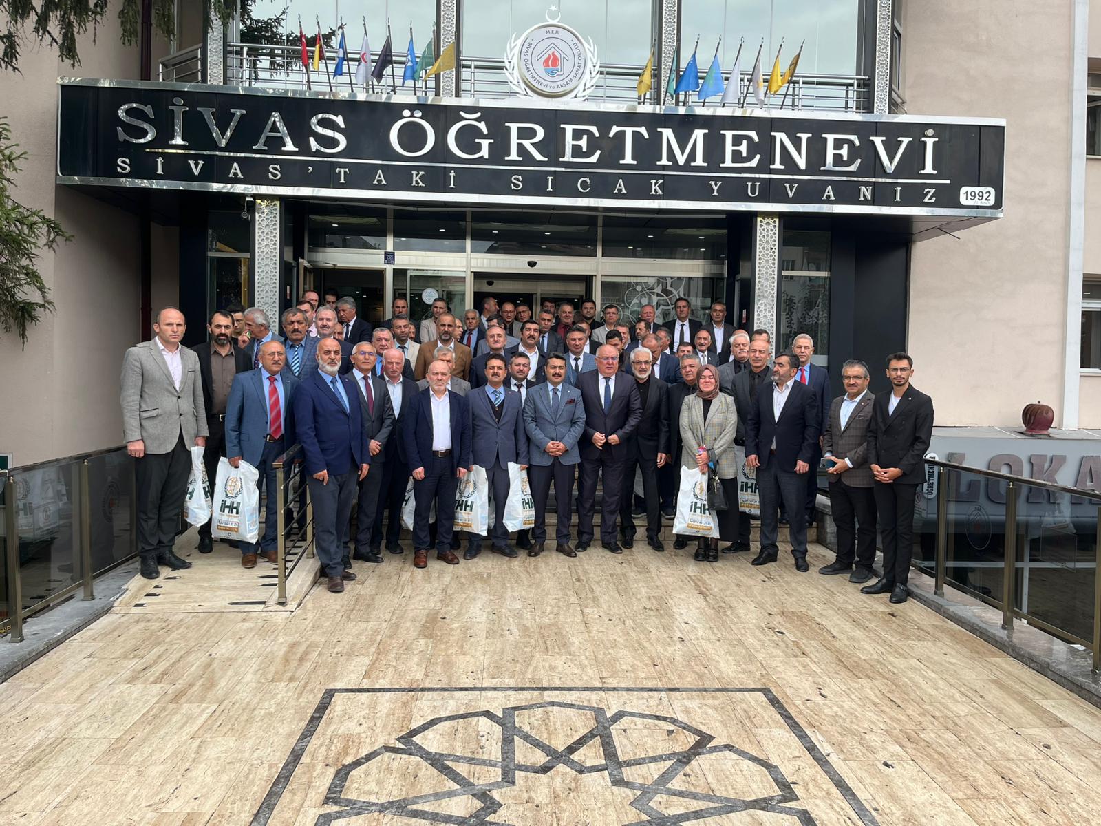 İşte Sivas'ın iyilikte yarışan sınıfları...