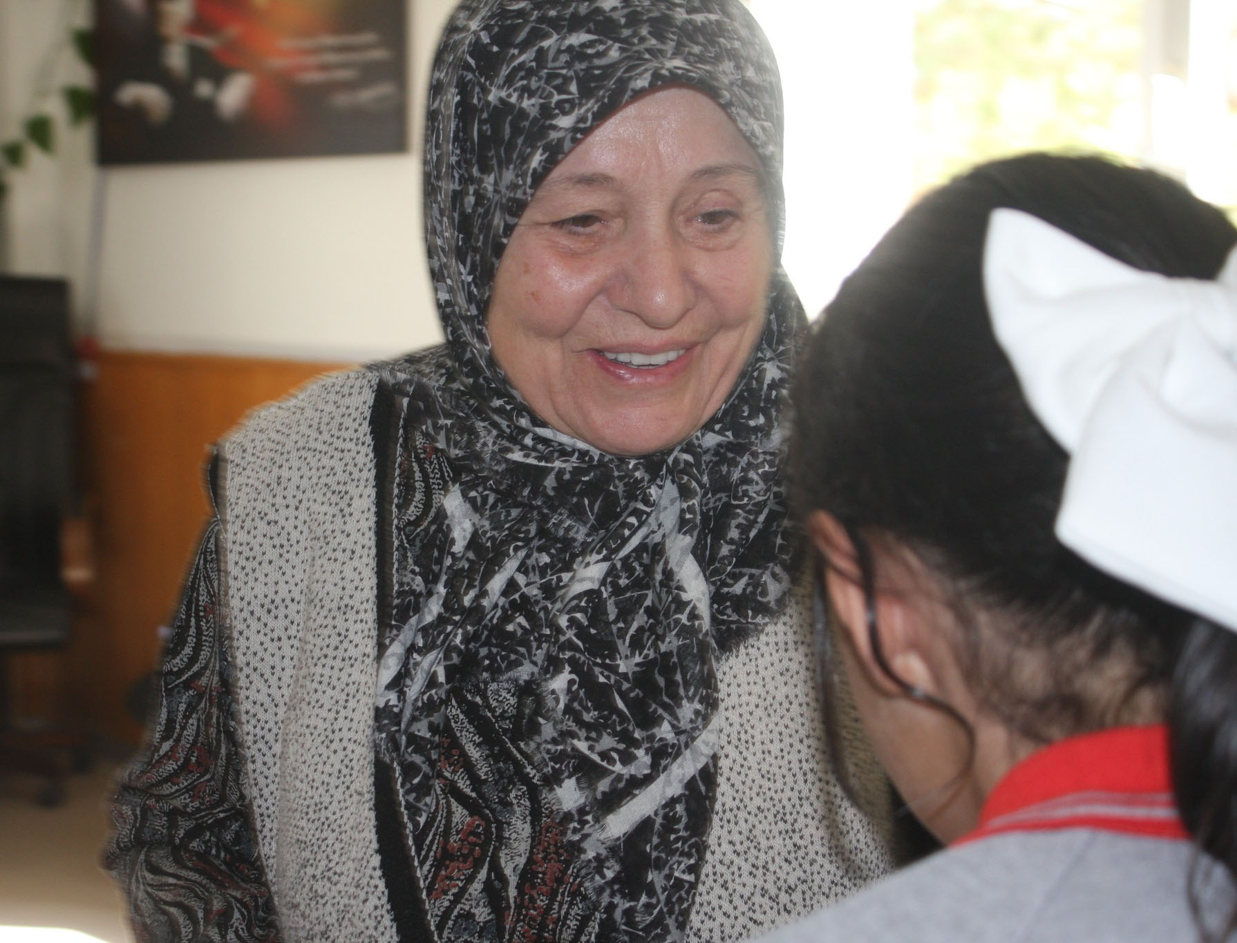 Sivas’ta öğrencilerden Dünya Yaşlılar Günü’nde anlamlı ziyaret