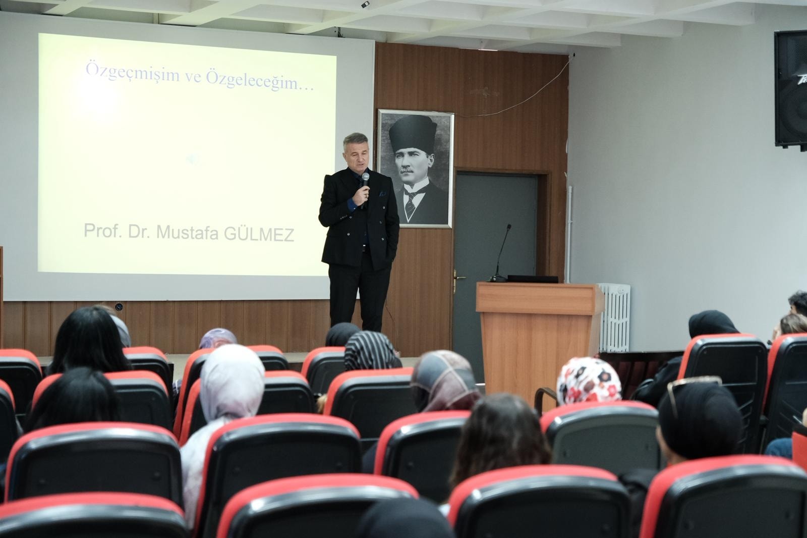 Yeni personele eğitim verildi