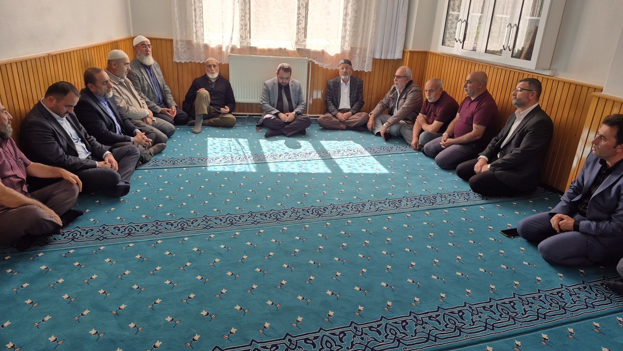 Emekli din görevlilerini ziyaret etti