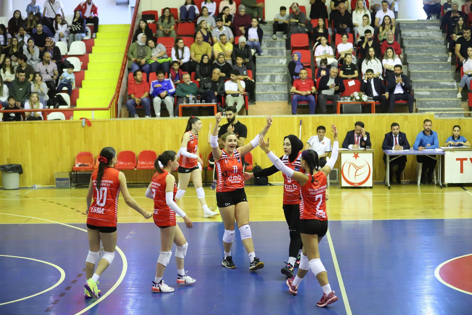 Filenin Sultanları lige zaferle başladı