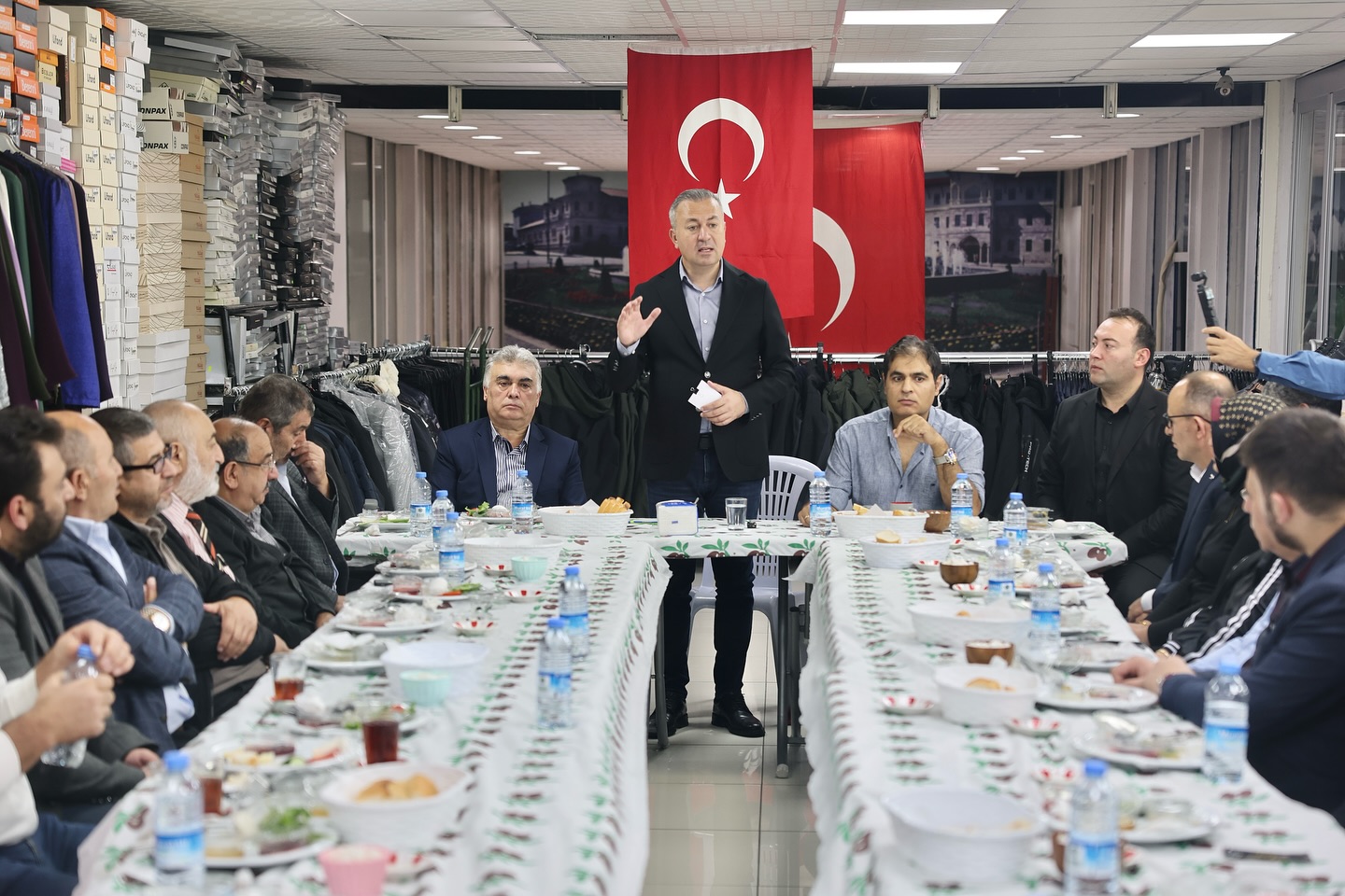 Başkan Uzun, esnafın taleplerini dinledi
