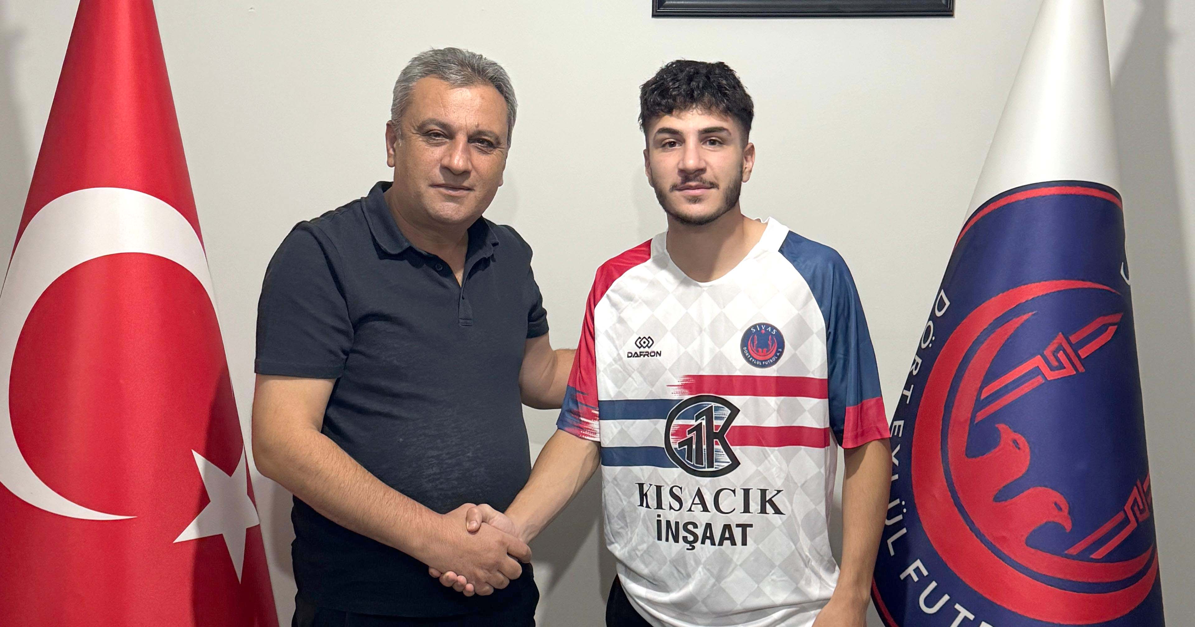 Deha Doğan Sivas Dört Eylül’de