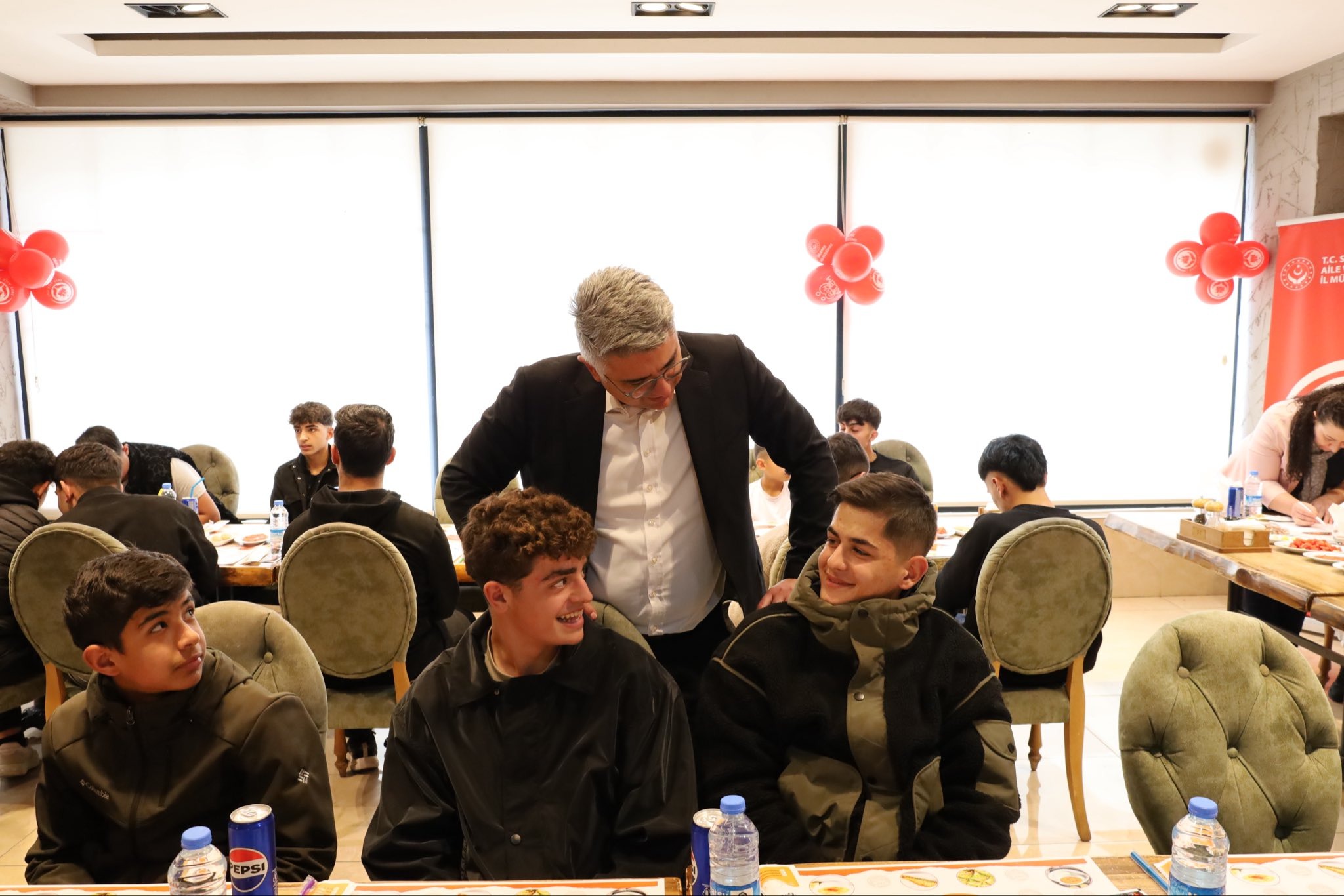 Sivas’ta YKS’ye hazırlanan öğrencilere moral yemeği