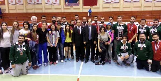 Hentbol Müsabakaları Sona Erdi