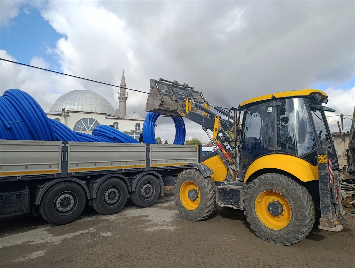 İçme suyu hattı yenileme çalışması başlatıldı