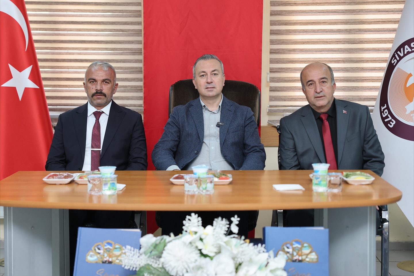 Başkan Uzun’dan Muhtarlara anlamlı ziyaret