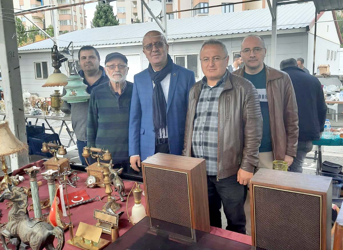 Kültürün İzleri Sivas Antika Pazarı’nda Yaşatılıyor