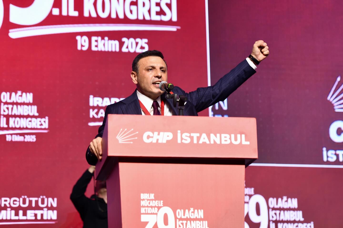 Özgür Çelik yeniden başkan