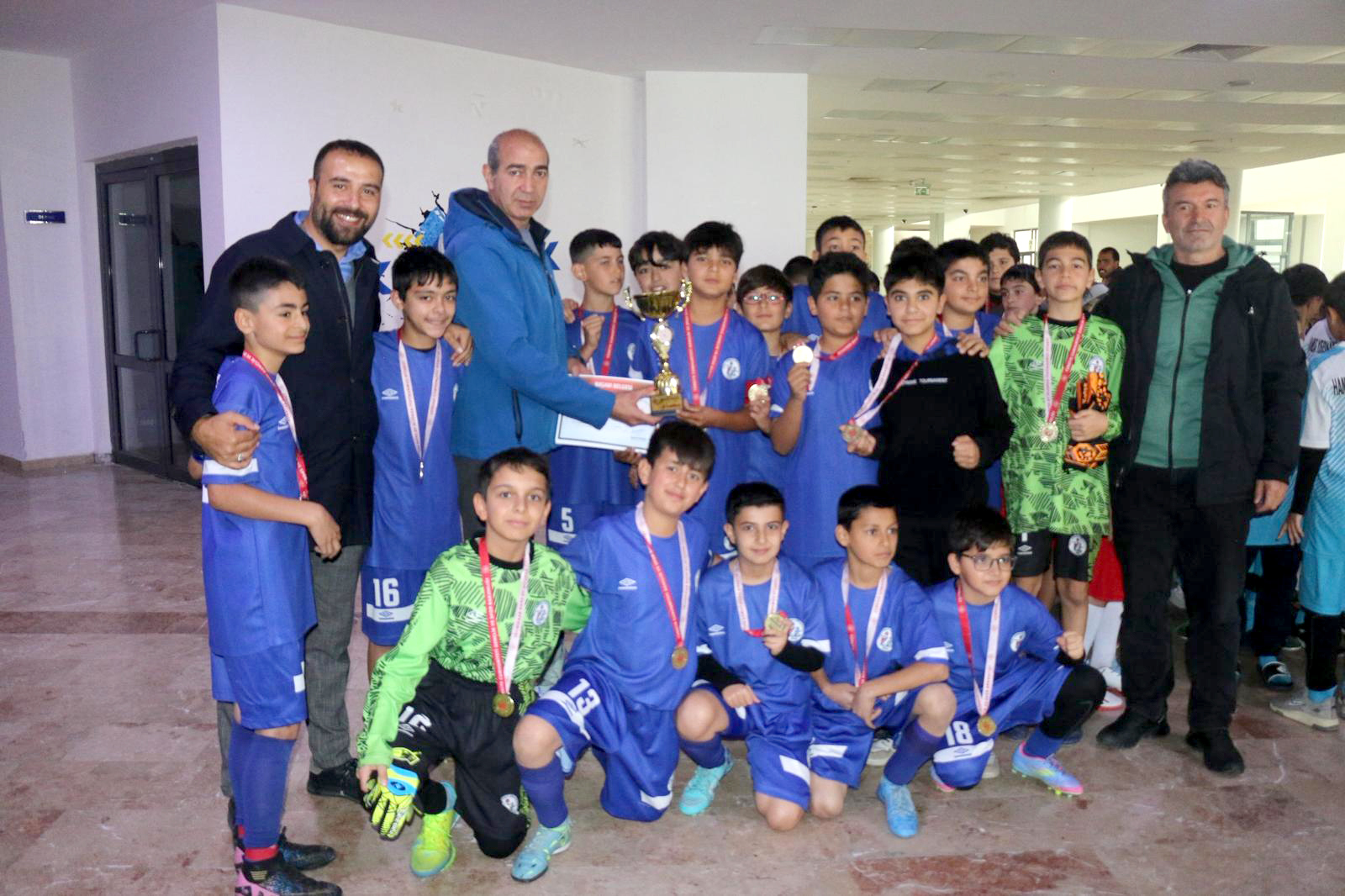 Lig şampiyonu Ziya Gökalp oldu