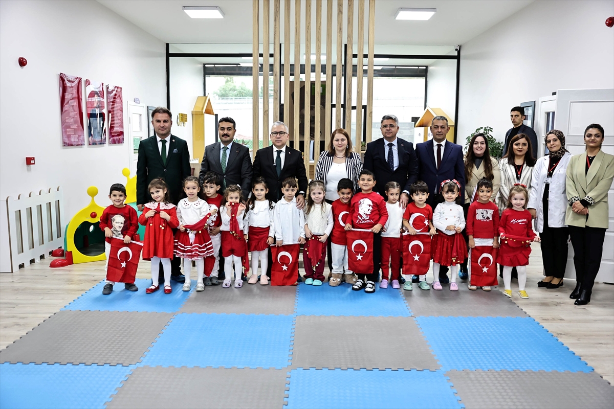 Vali Şimşek, kreş ve gündüz bakımevini ziyaret etti