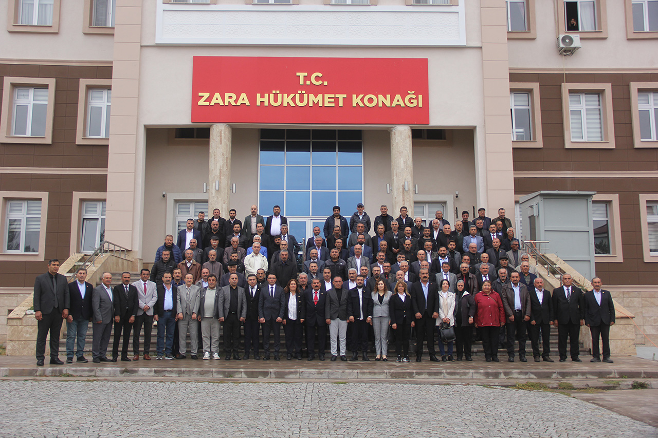 Zara'da muhtarlar toplantısı düzenlendi