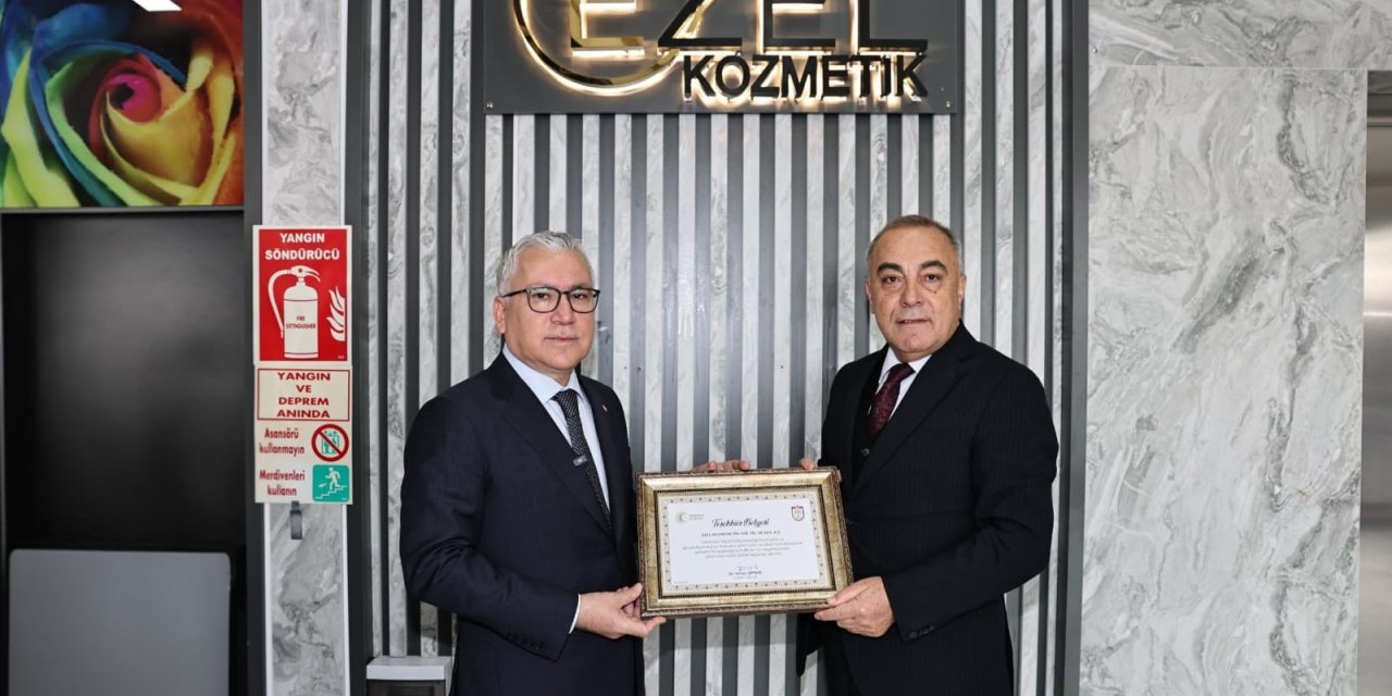 Sivas Valisi Şimşek’ten Ezel Kozmetik’e ziyaret
