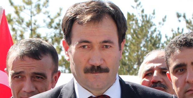 Memurlarımızın Bel Kemiği Kırılmıştır