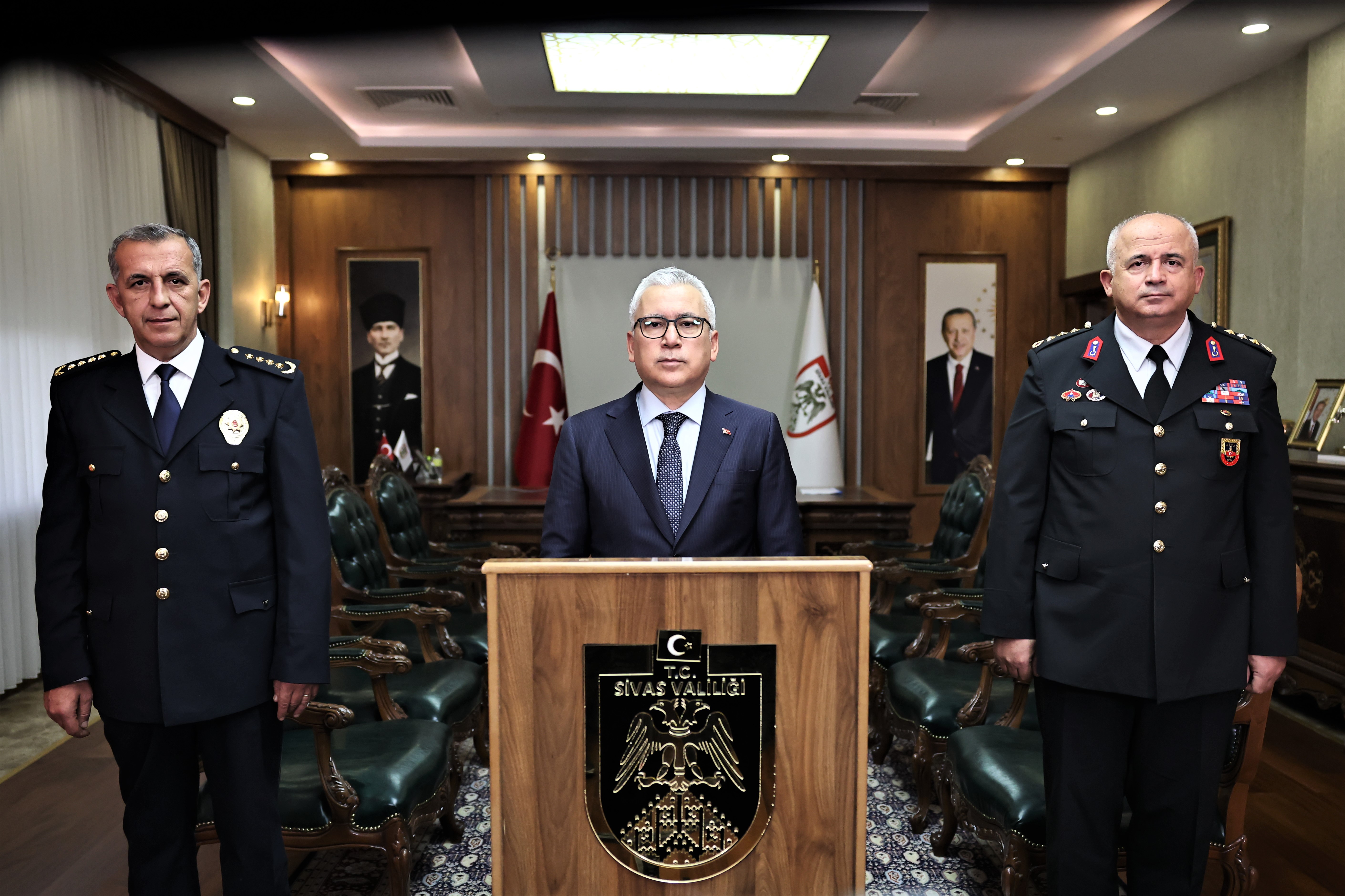 Vali Şimşek; "Suç ve suçlularla amansız mücadelemiz sürecek"