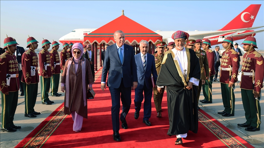 Erdoğan Umman'da! 16 belge imzalandı...
