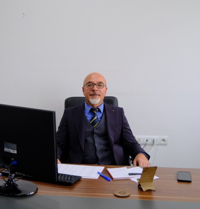 SCÜ'lü Işık, ünlü derginin editör kurulunda