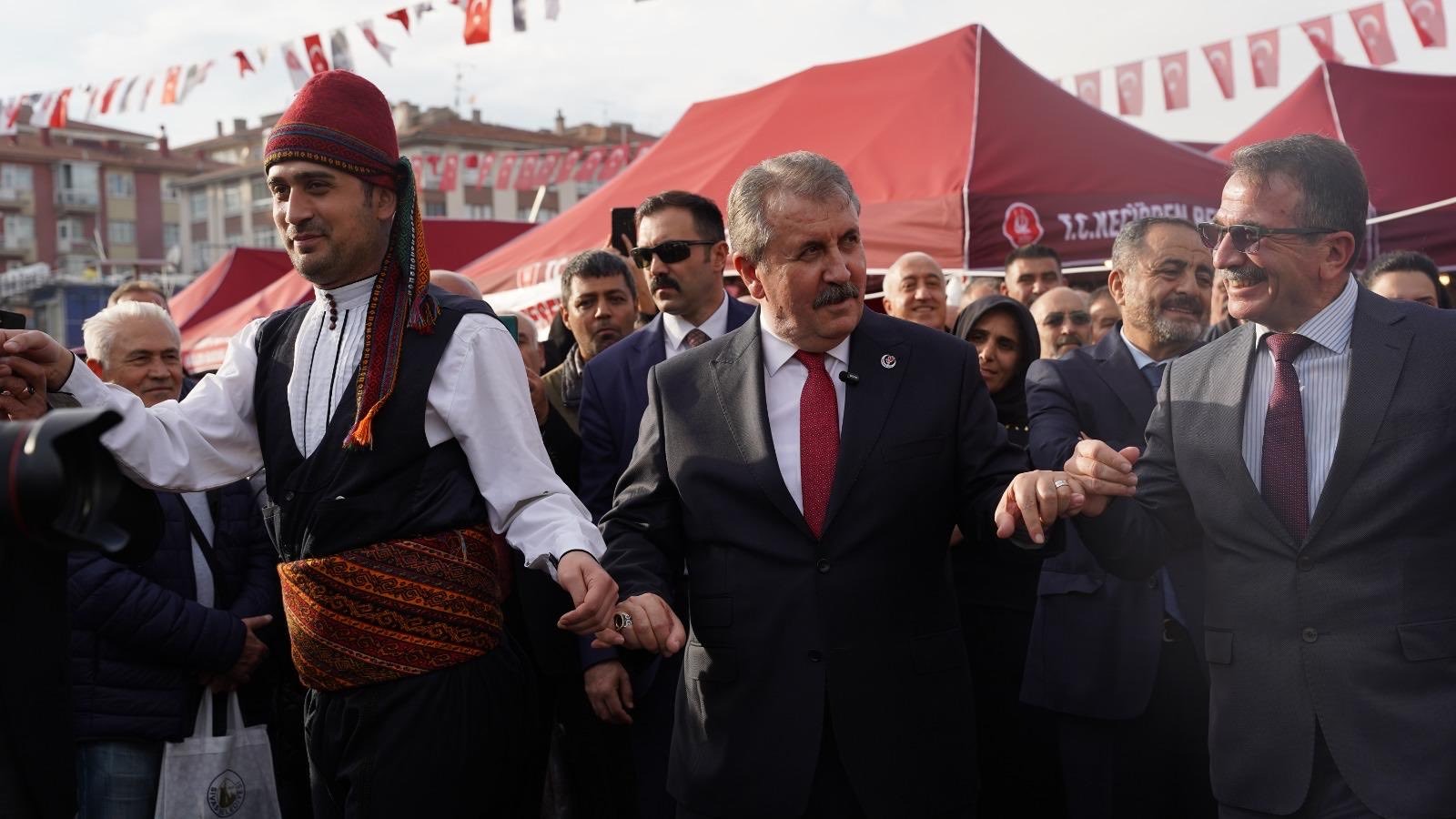 Mustafa Destici: "Sivas Türkiye'nin mayasıdır"
