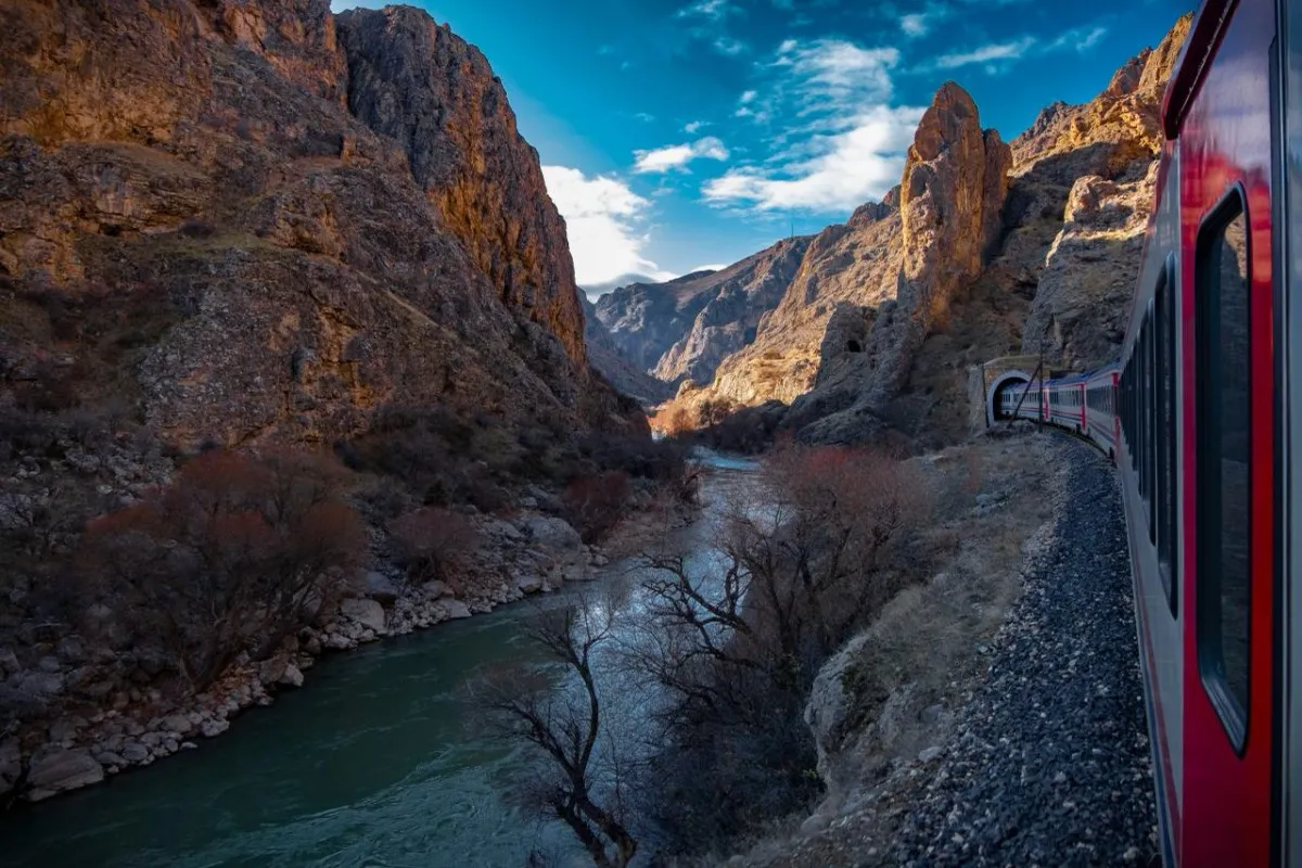 Turistik Doğu Ekspresi yeni sezona hazır! Sivas'ta 5,5 saat kalacak!