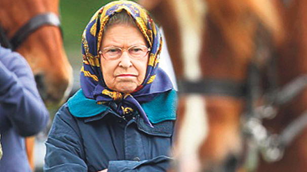 Huysuz Kraliçe Elizabeth