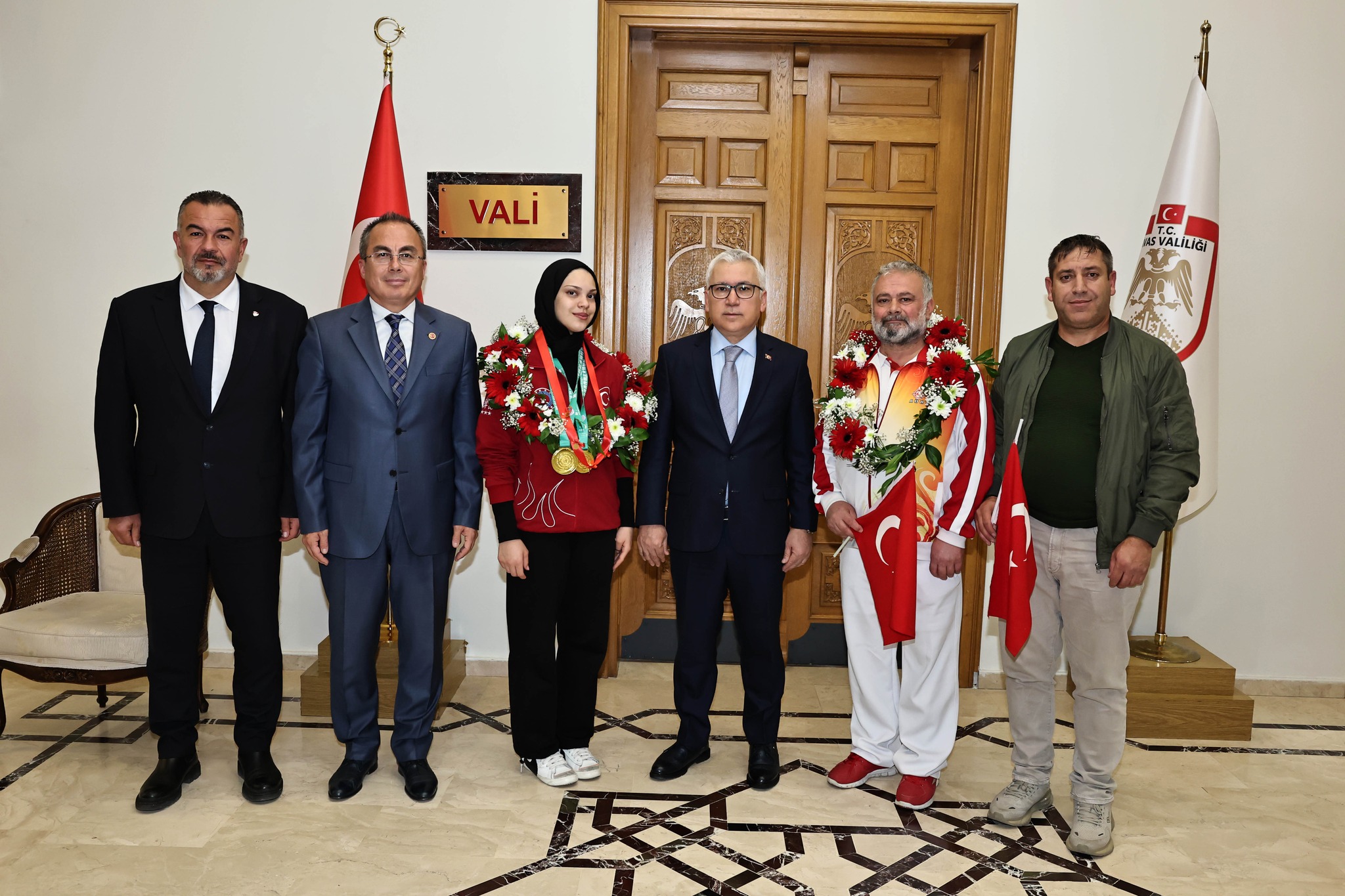 Wushu Dünya Şampiyonu Sivas'ta Onurlandırıldı!