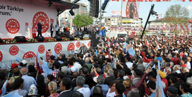 Yeni Bir Yol Haritası Belirlemek Zorundayız