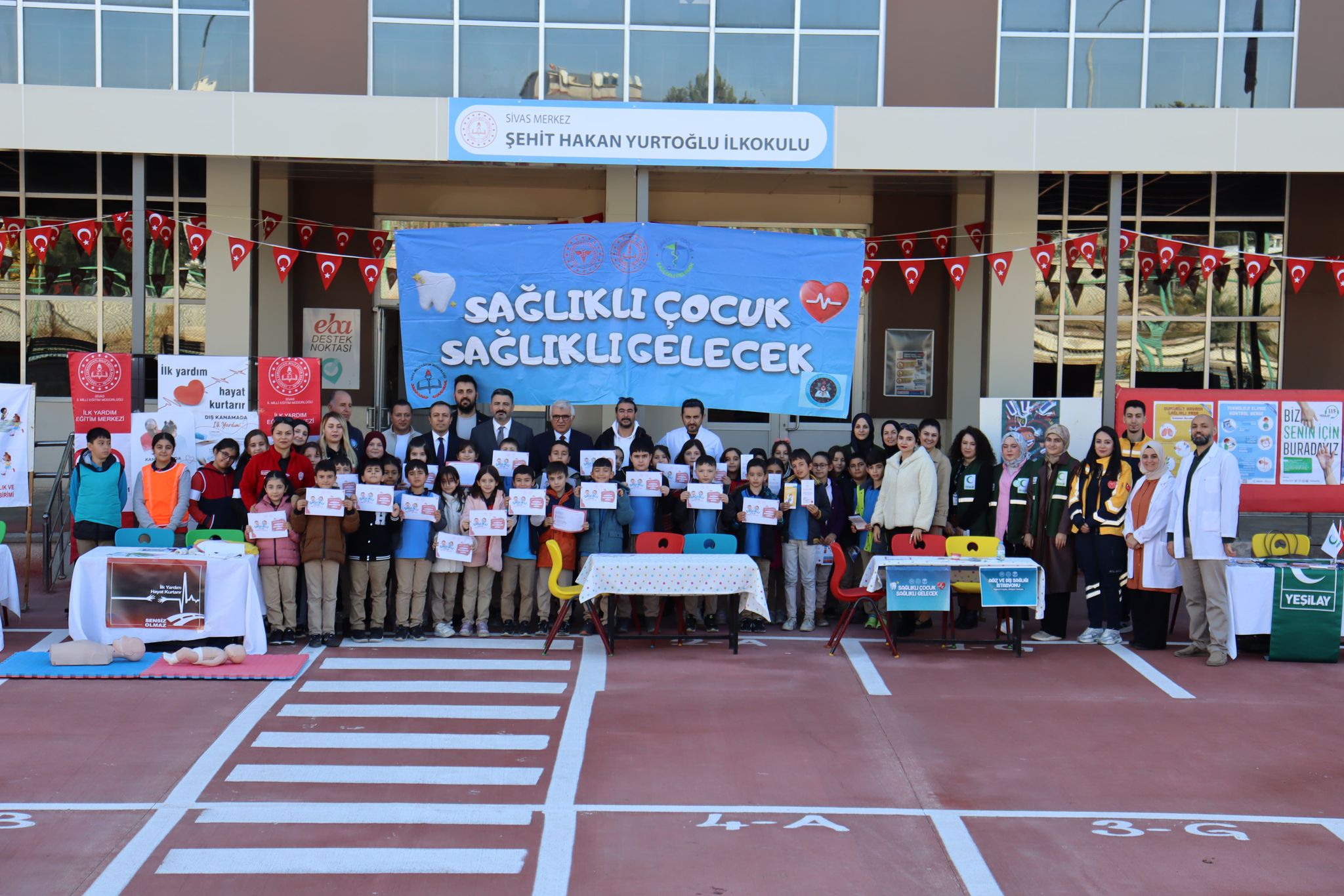 Sivas'ta "Sağlıklı Çocuk, Sağlıklı Gelecek Projesi" gerçekleştirildi