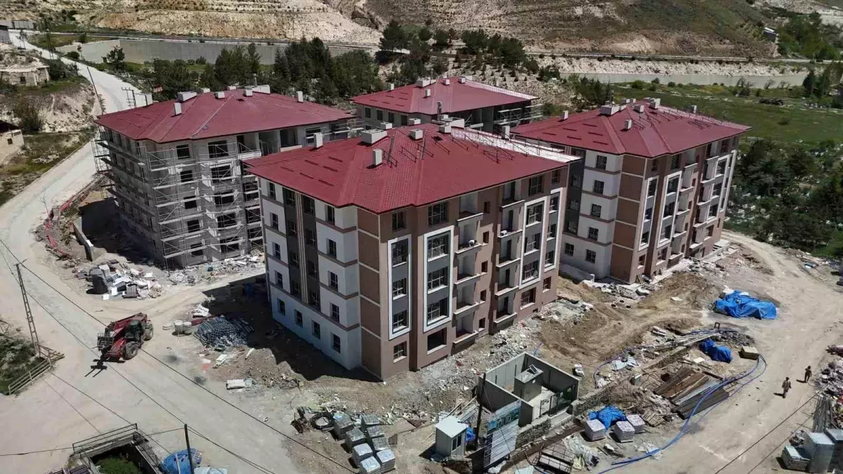 Sivas'ta afet konutlarının teslimi başlıyor