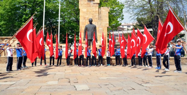 COŞKUYLA KUTLADIK