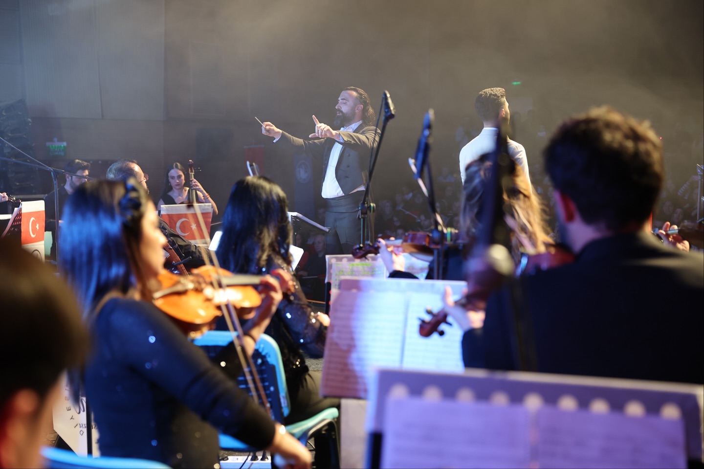 Cumhuriyet Coşkusu Kent Orkestrası Konseriyle Taçlandı