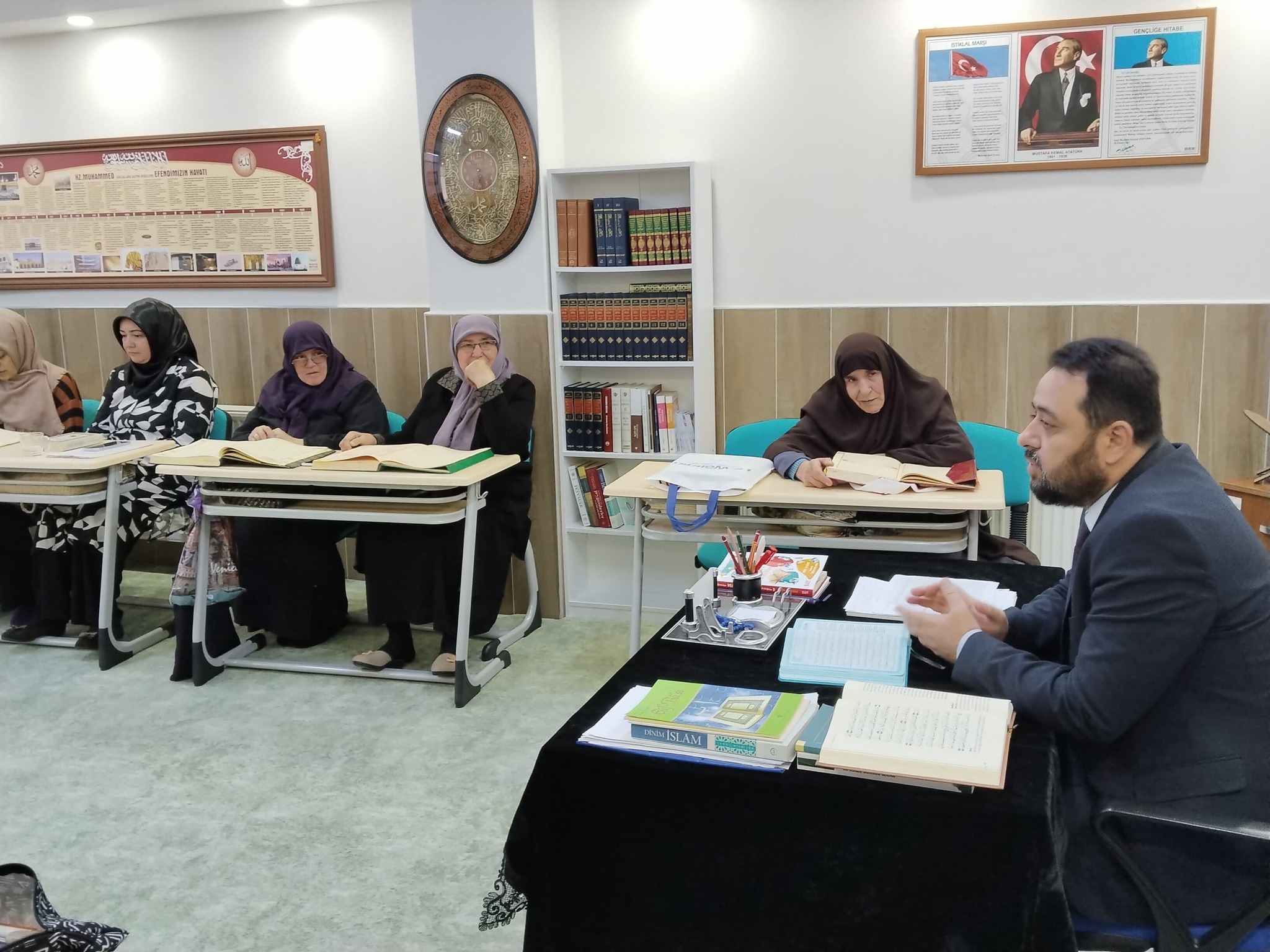 Kur’an kurslarında sıcak buluşma