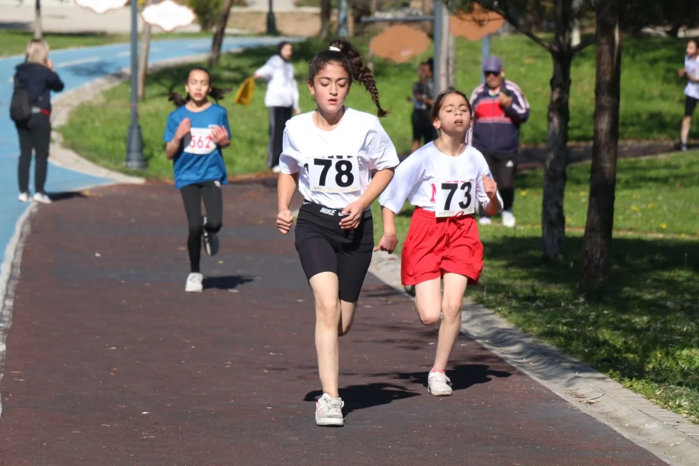 Sivas’ta sporcular Atatürk için koştu