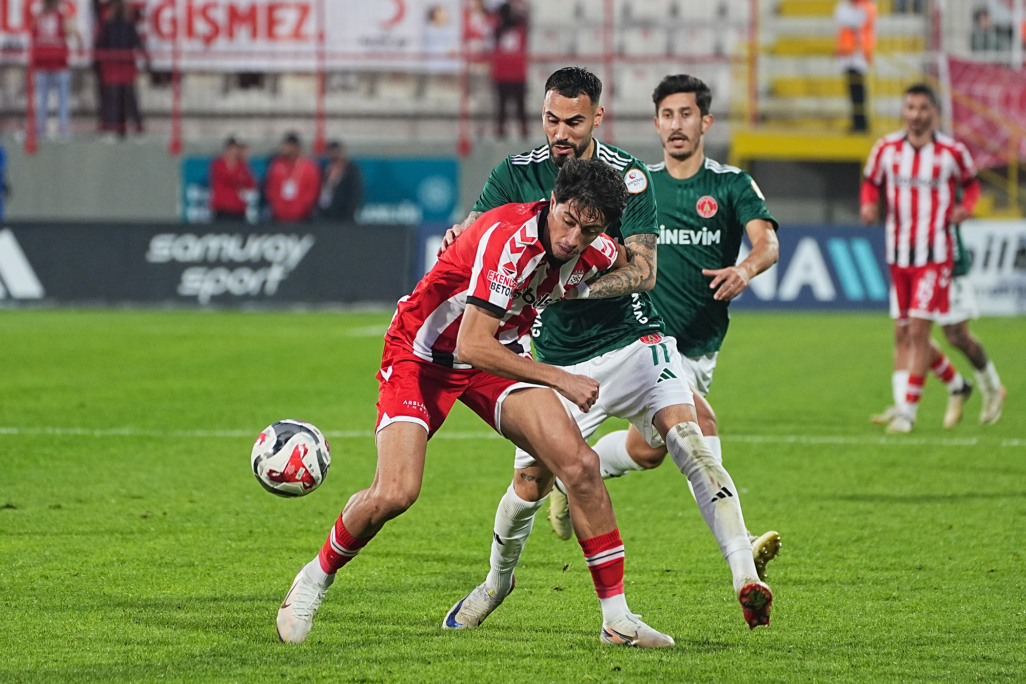 Sivasspor haftayı 13. sırada tamamladı!