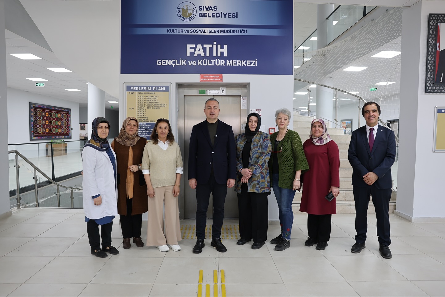 "Kadınlarımızla  gurur duyuyoruz"