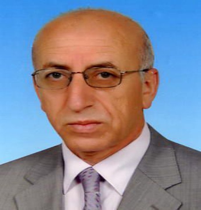 Sivaslı Prof. Dr. Orhan Solak Hayatını Kaybetti