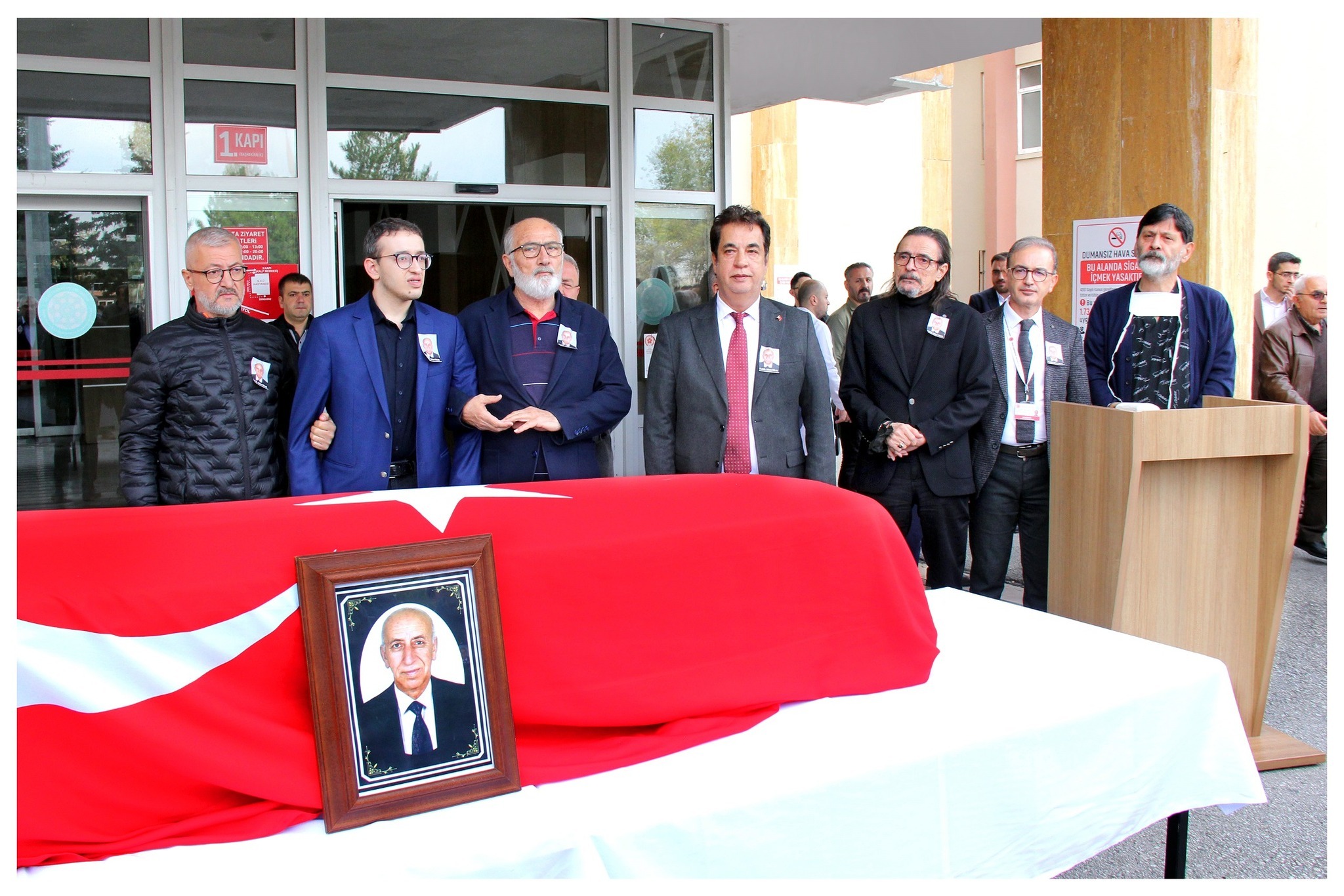 Sivas'ta  Prof. Dr. Orhan Solak için cenaze töreni