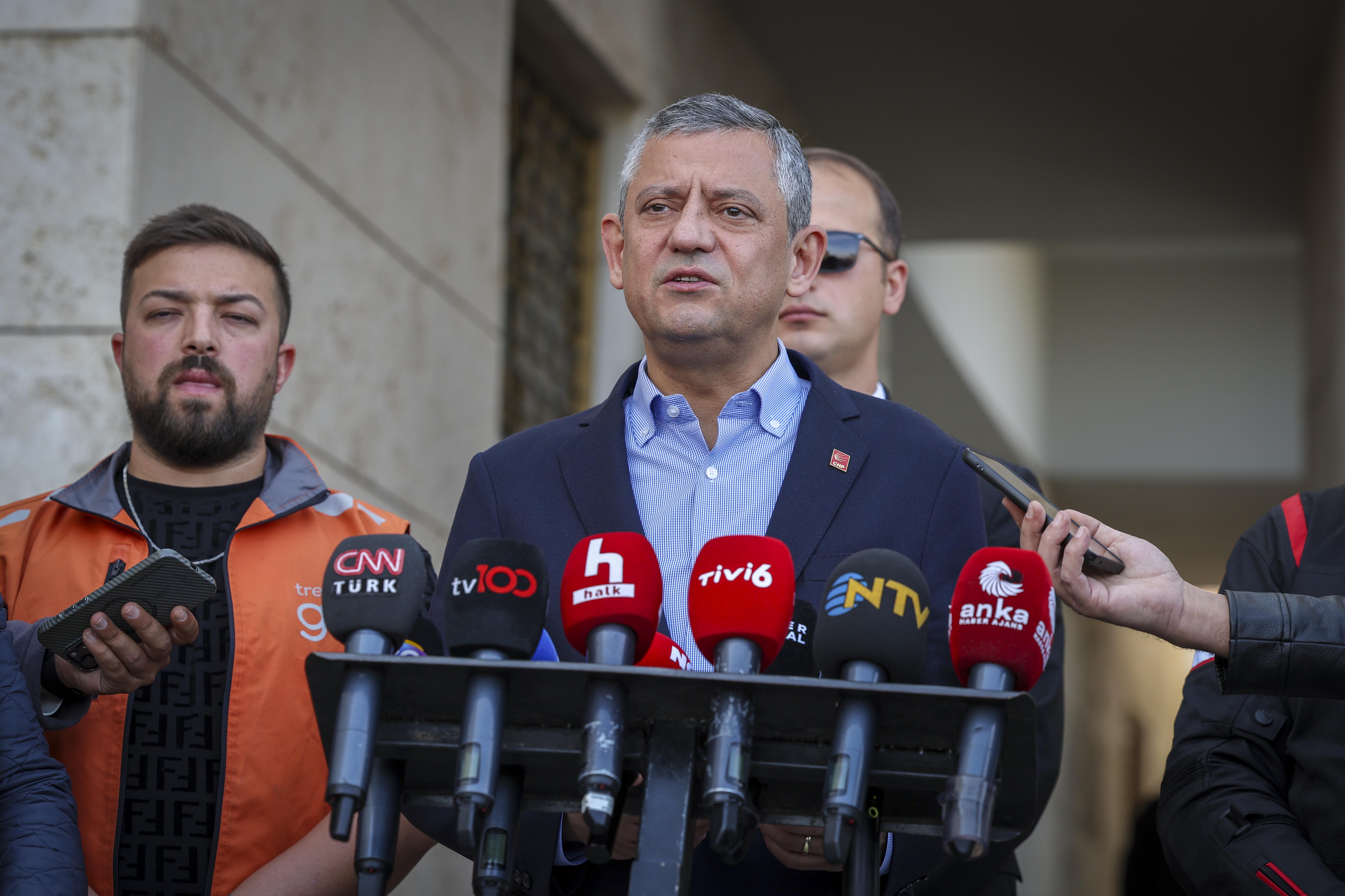 CHP Lideri Özel: “Erdoğan’ın Söylediklerini Haberde Kullanamazsınız”