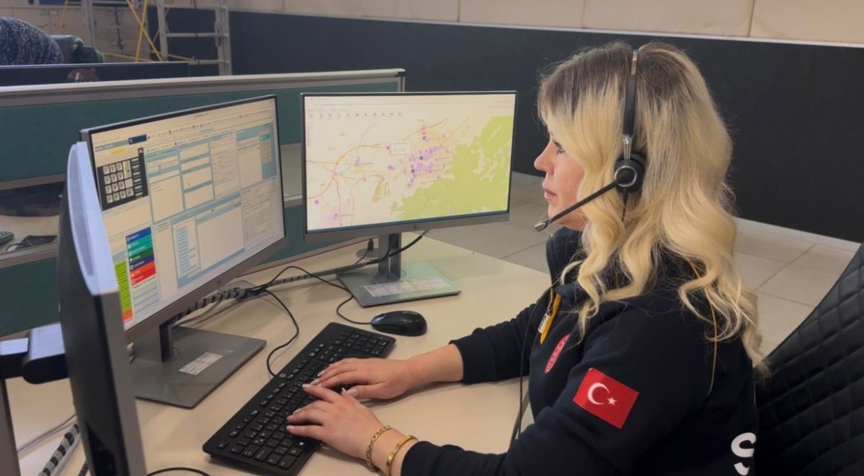 Doğru yönlendirmeyle engelli gencin hayatını kurtardı