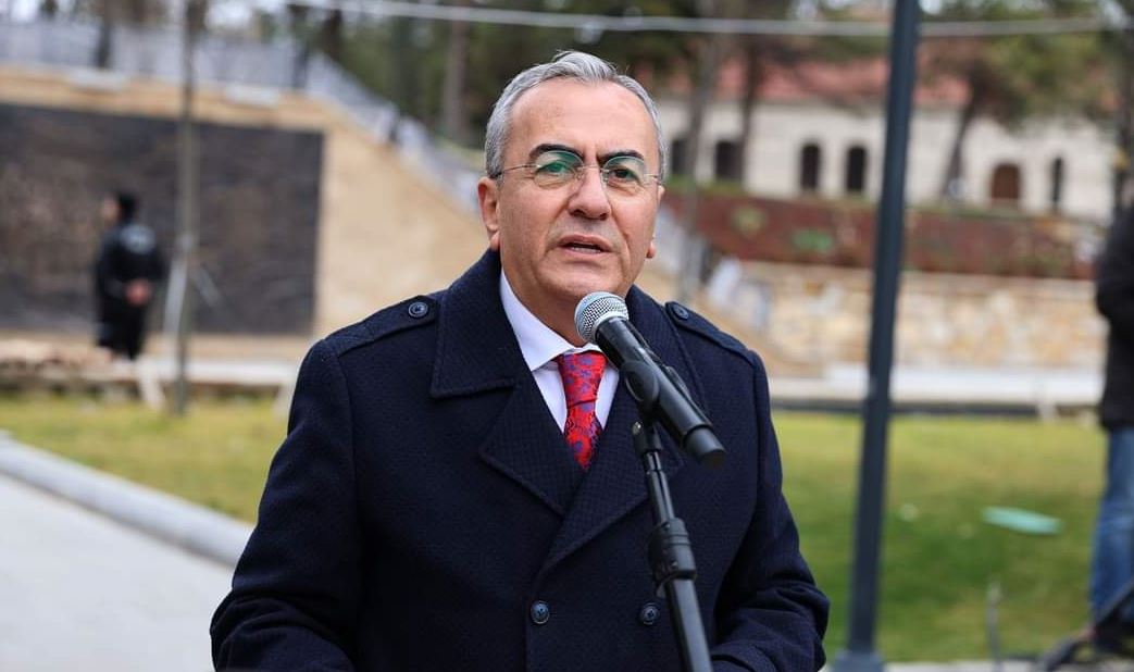 "Atatürk, padişahlar gibi ‘kullarım’ şeklinde hitap etmezdi"