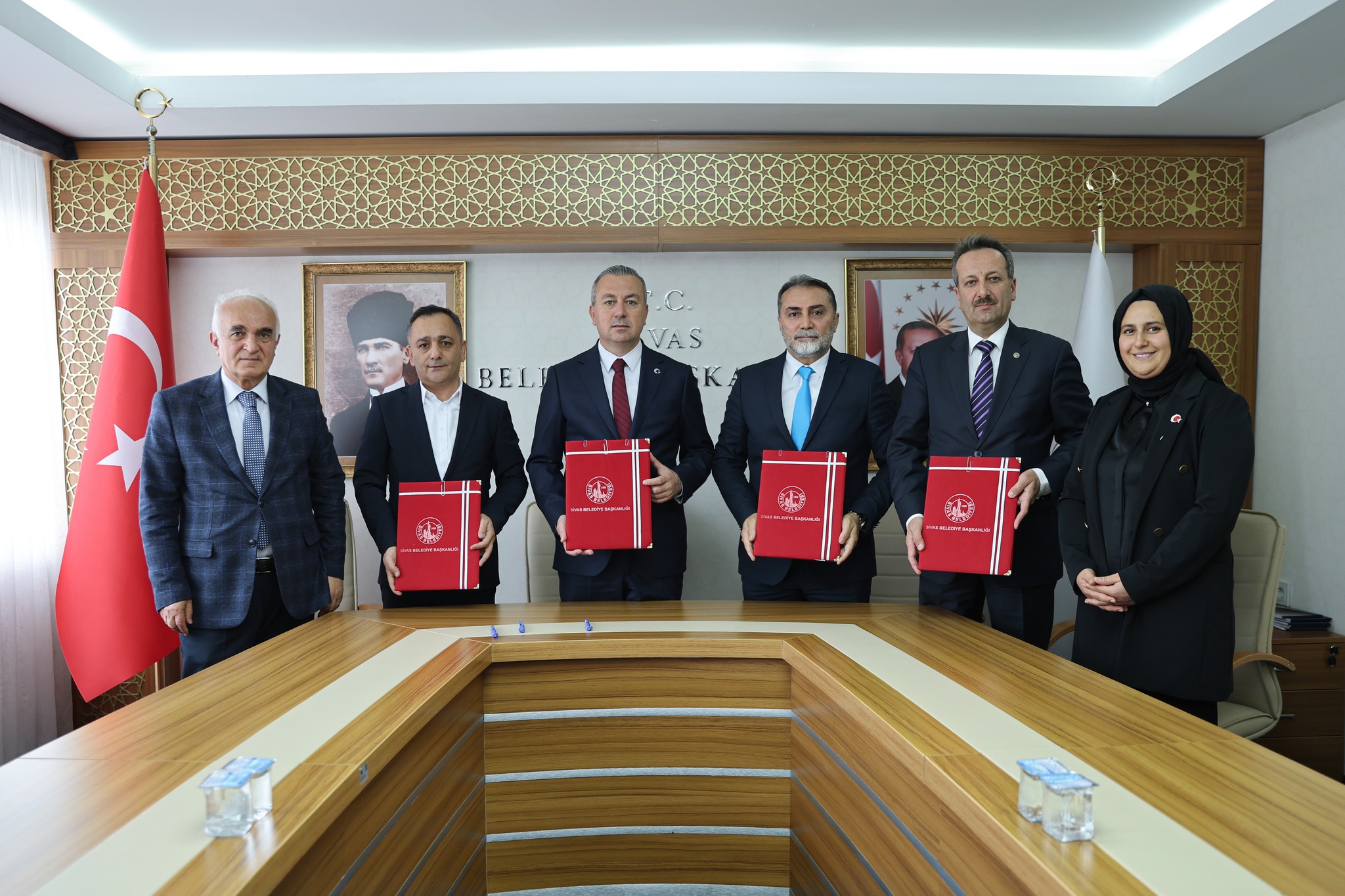 Sivas’ta belediye çalışanlarına promosyon müjdesi