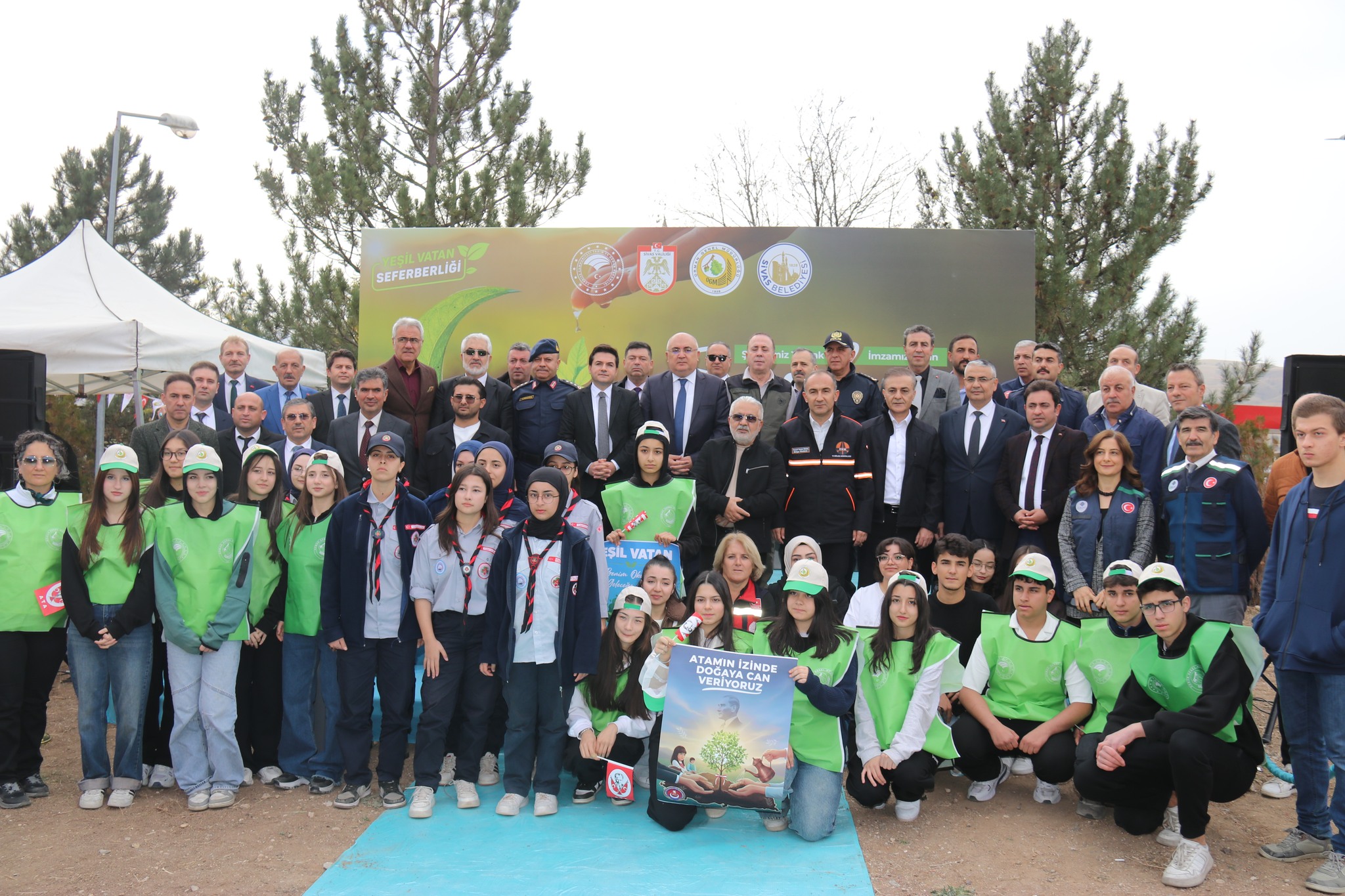 Sevdamız Yeşil Vatan! Sivas'ta Binlerce Fidan Toprakla Buluştu
