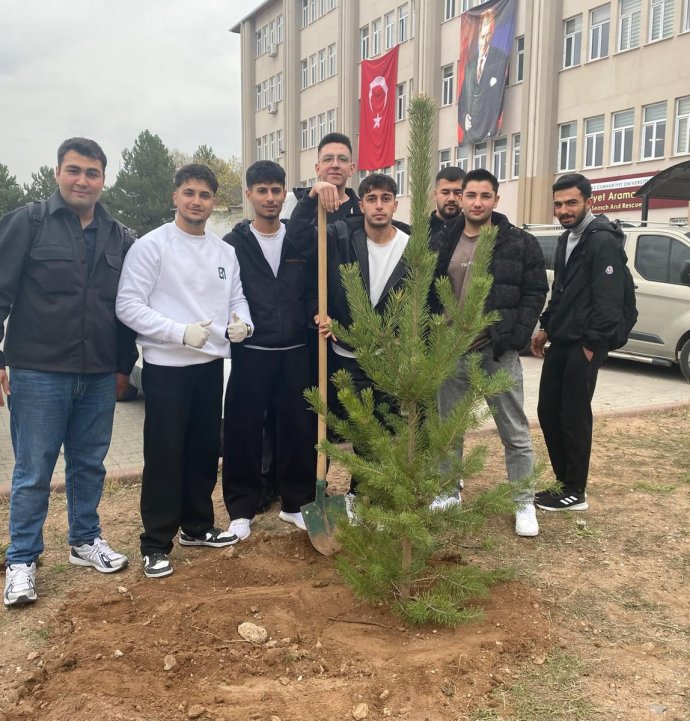 Gençler doğaya  nefes oldu