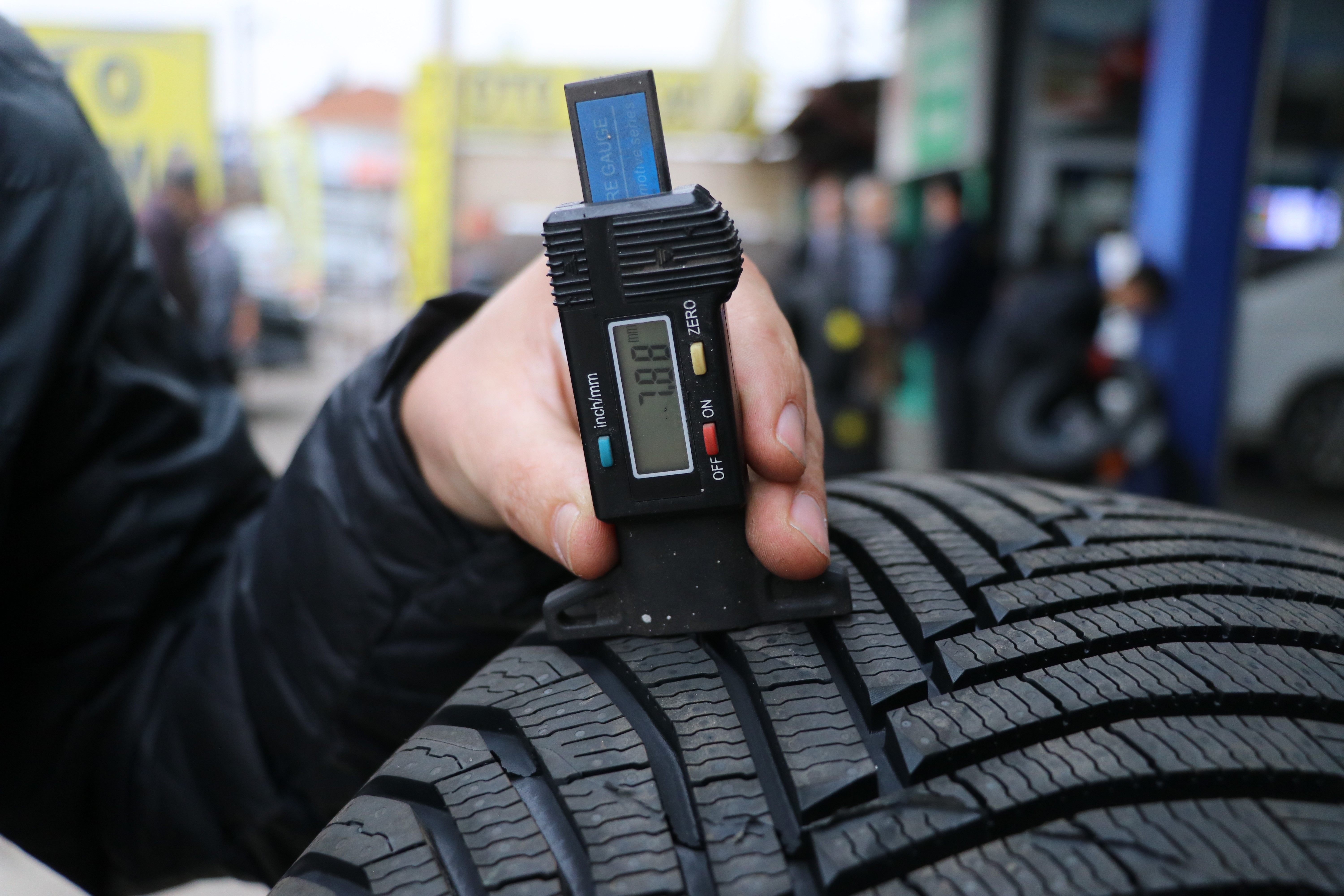 Soğuklar Gelmeden Değiştirin! Sivas’ta Kış Lastiği Telaşı